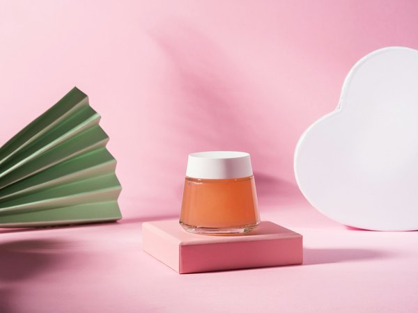 Comment préparer un gommage des mains nourrissant avec du café moulu et de l'huile de coco?